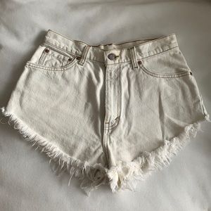 Levi’s high rise Levi Jean shorts